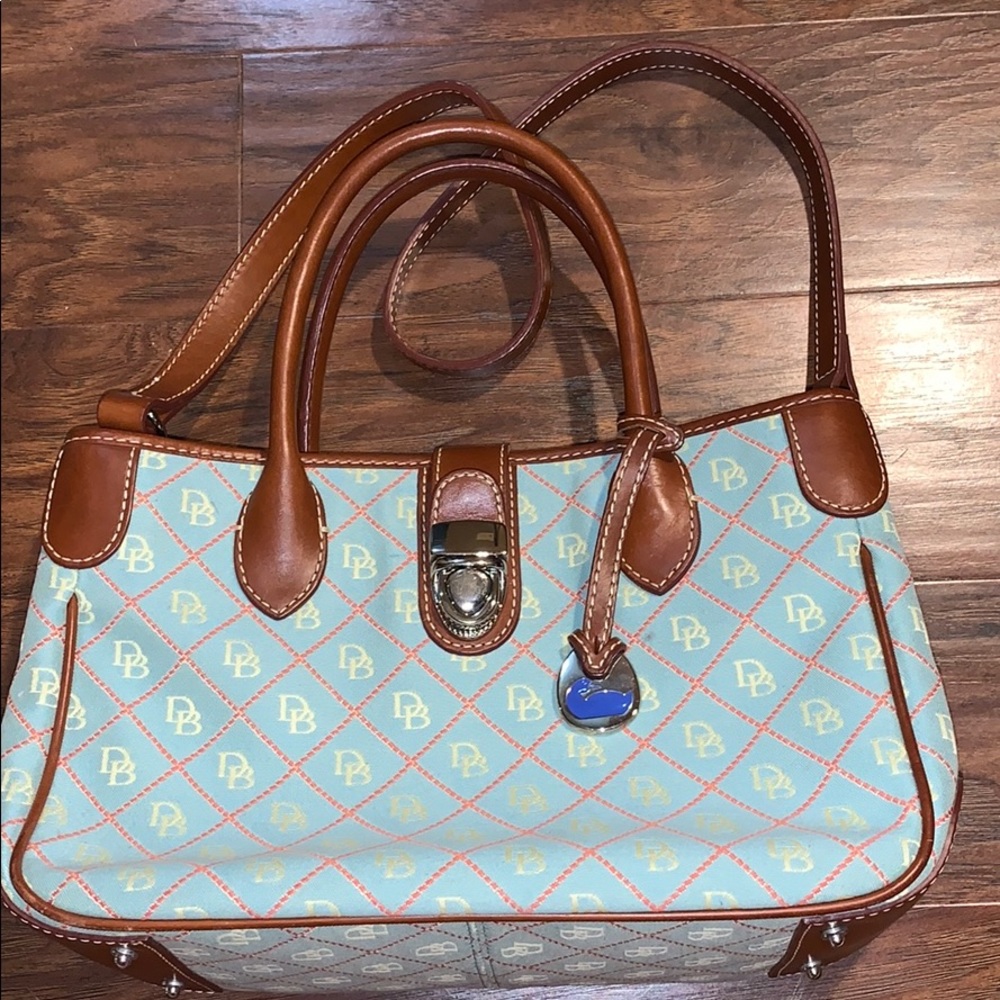 DOONEY & BOURKE TOTE